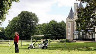 incentive travel - playing golf in the loire valley